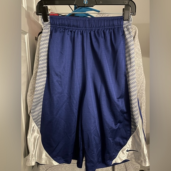 Youth XL Nike Basketball Shorts - Lot of 5 - Picture 5 of 6